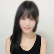 はつひ